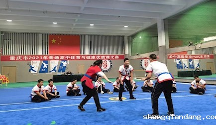 践行体育新课标，开创赛课新篇章，推进课程新发展